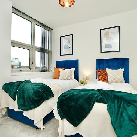 Bayard Plaza Apartment Питерборо Екстериор снимка